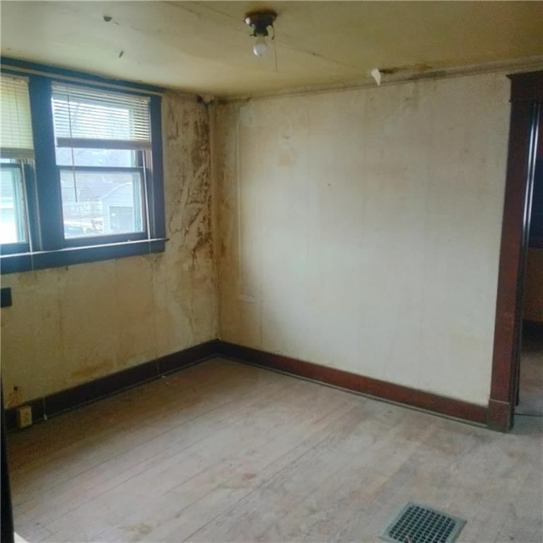 1500 S Maywood Avenue — photo 26