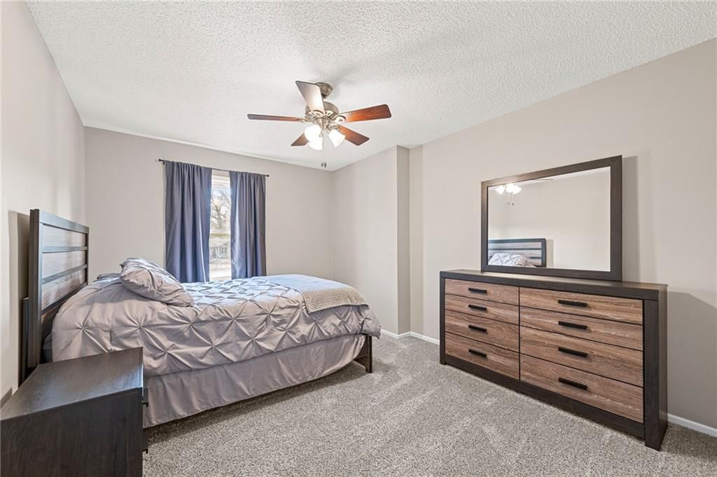 202 NW Redwood Court — photo 14