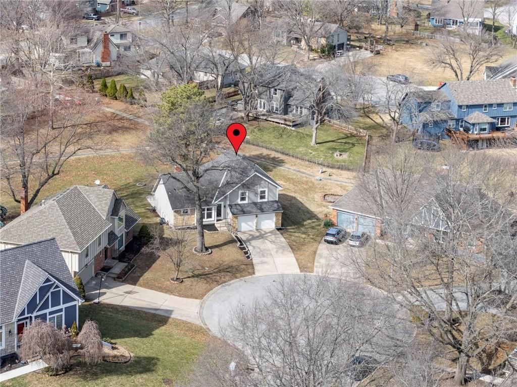 202 NW Redwood Court — photo 24