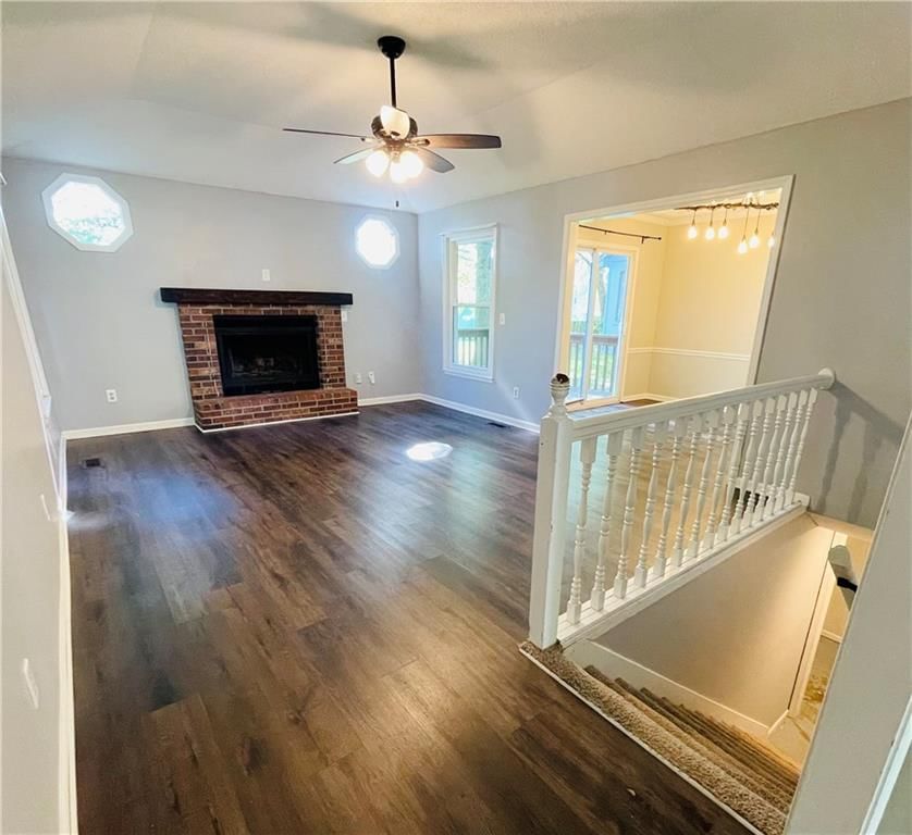 5821 Marion Avenue — photo 3