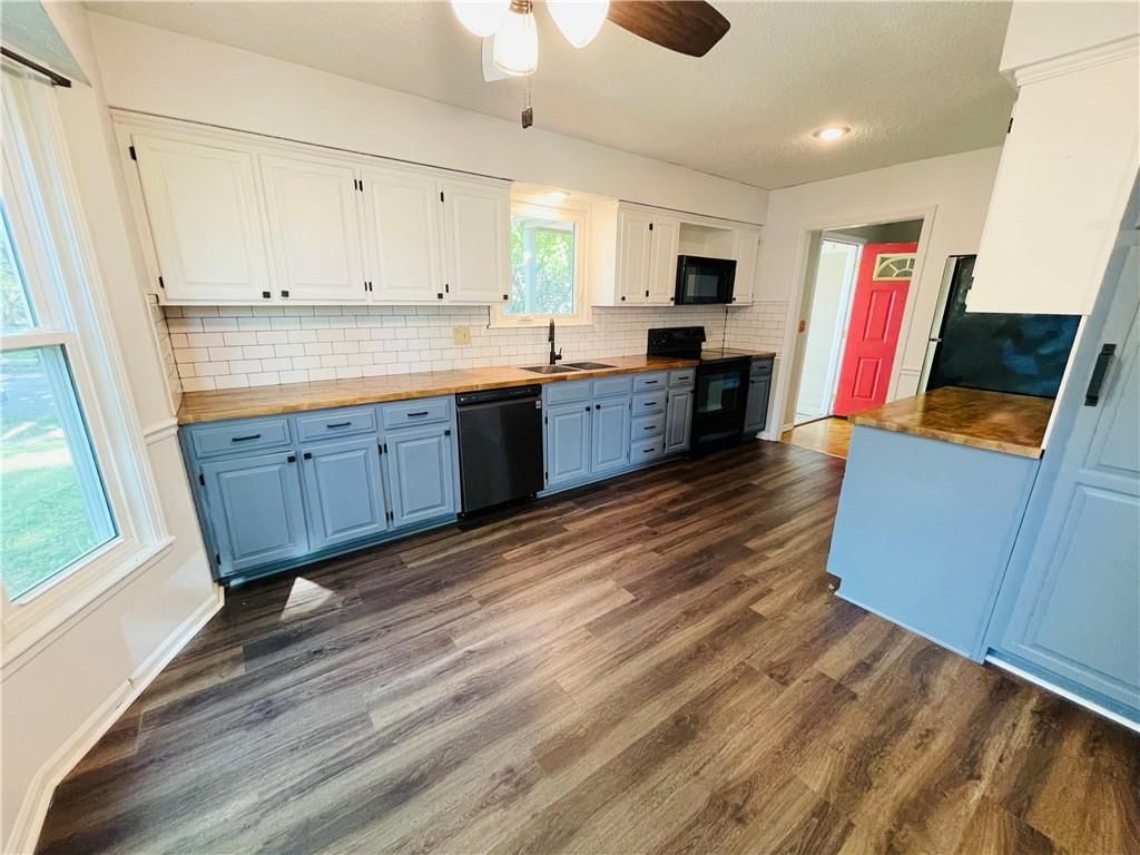 5821 Marion Avenue — photo 7