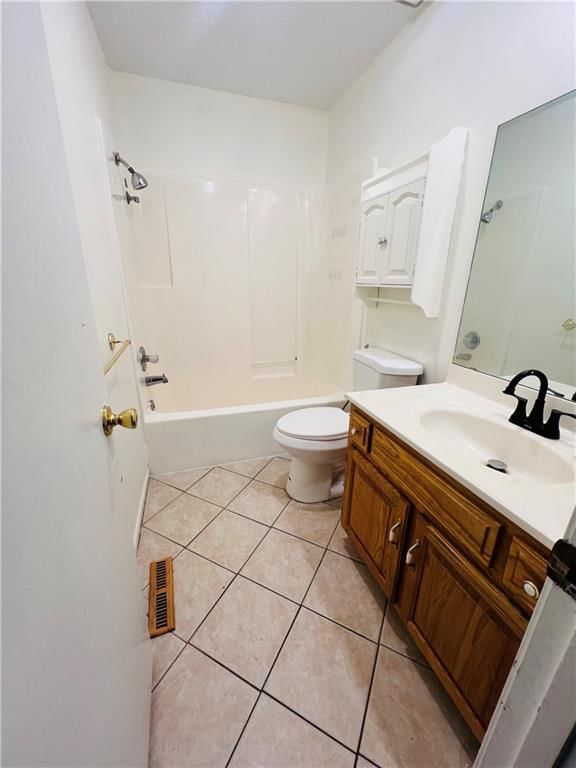 5821 Marion Avenue — photo 11