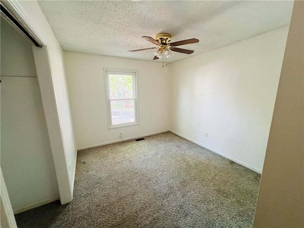 5821 Marion Avenue — photo 14