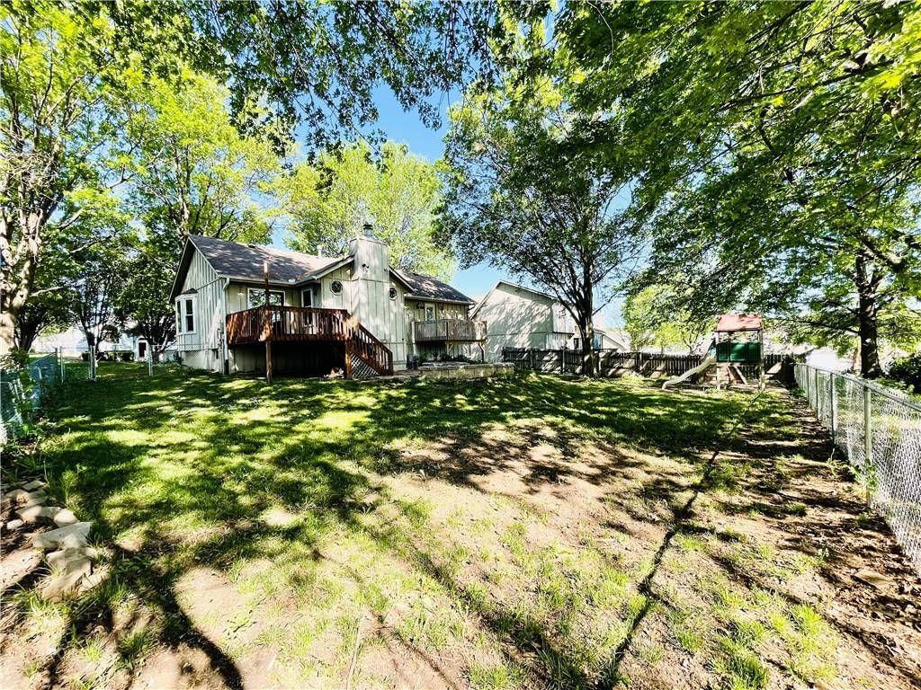 5821 Marion Avenue — photo 25