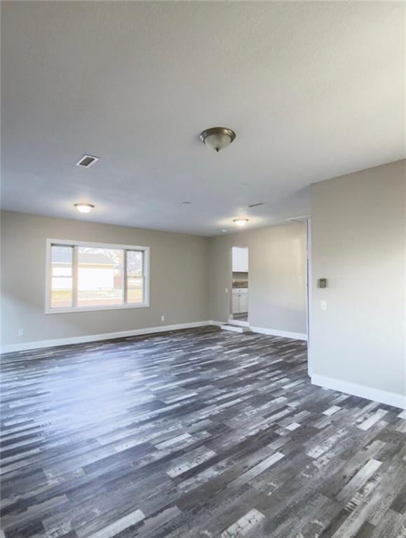 321 E Buchanan Street — photo 12