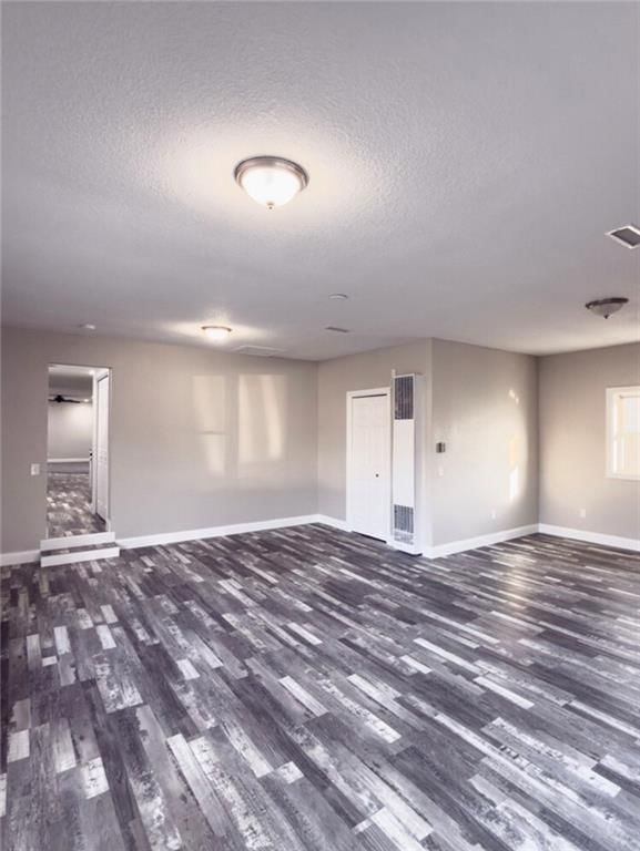 321 E Buchanan Street — photo 13