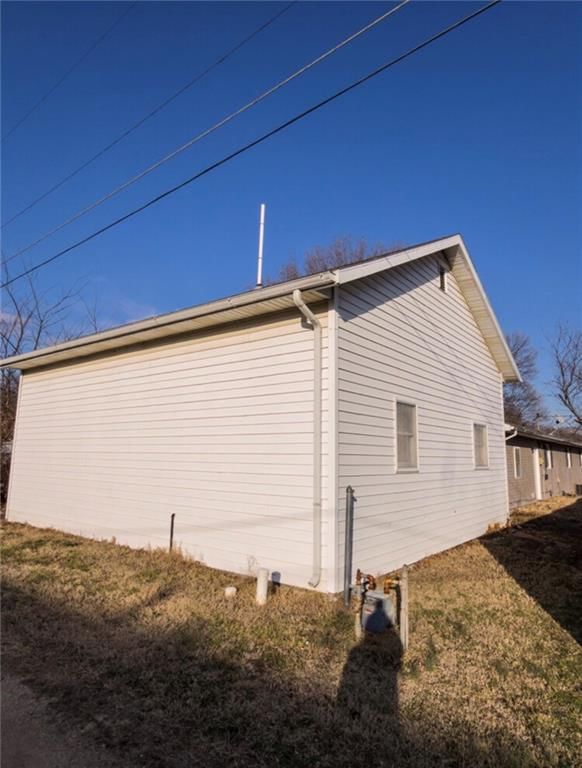 321 E Buchanan Street — photo 29