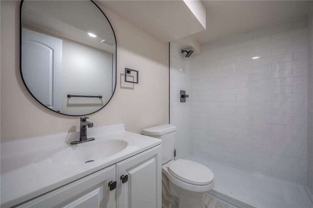 8012 Sunset Circle — photo 32
