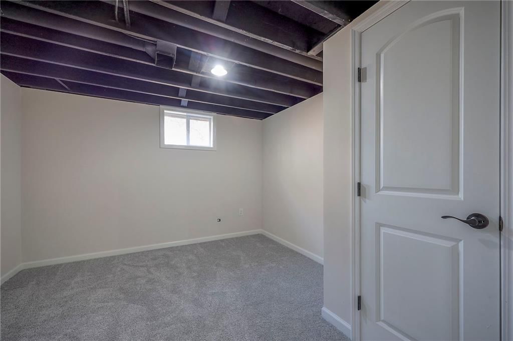8012 Sunset Circle — photo 33