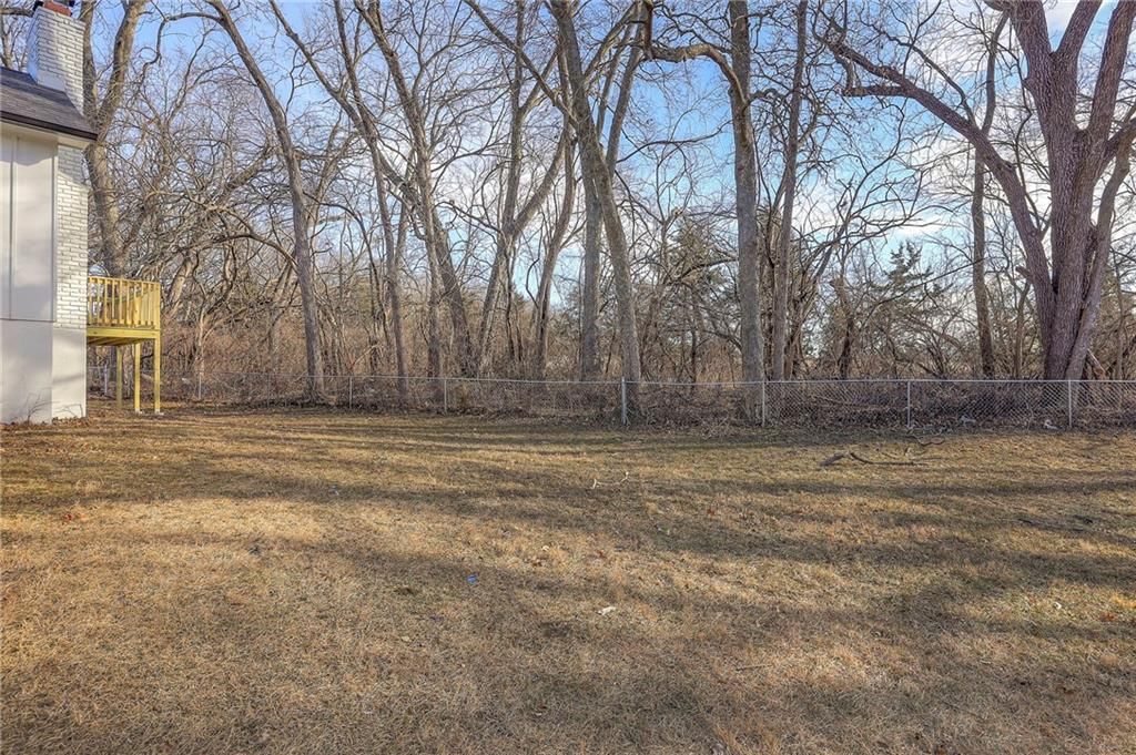 8012 Sunset Circle — photo 38