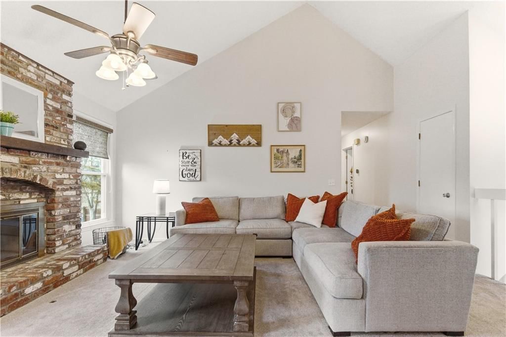 13924 S Brookwood Court — photo 4