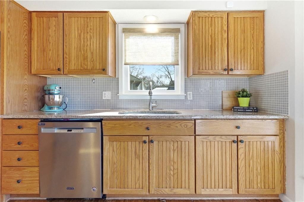 13924 S Brookwood Court — photo 12