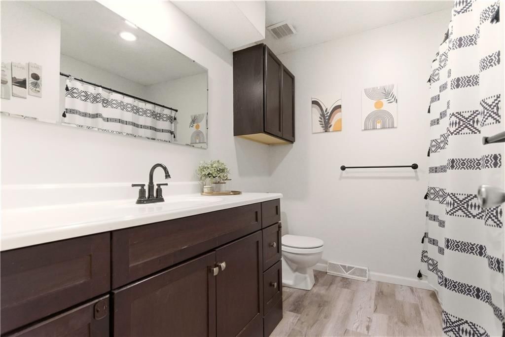 13924 S Brookwood Court — photo 18
