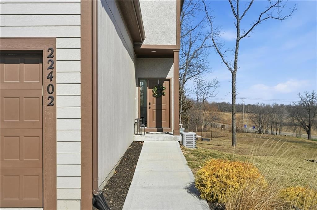 22402 W 76th Street — photo 2