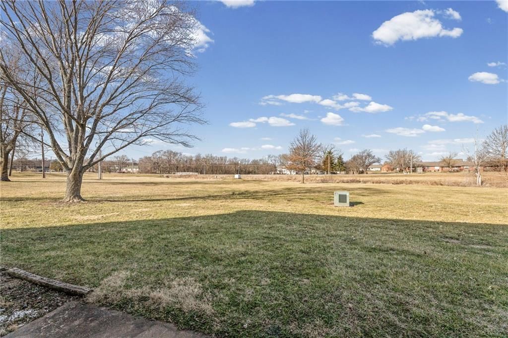 1103 Jeff Circle — photo 27