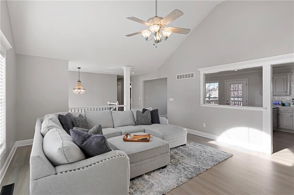 3909 SW Briarwood Drive — photo 5