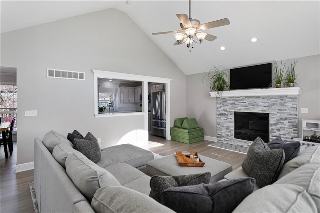 3909 SW Briarwood Drive — photo 7
