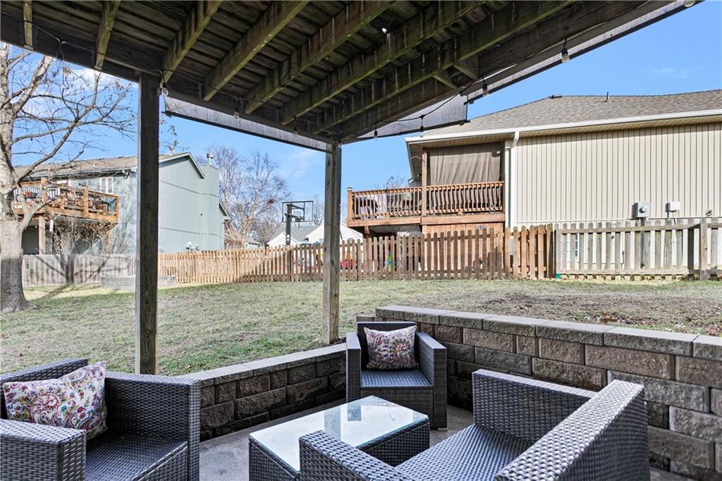 3909 SW Briarwood Drive — photo 30