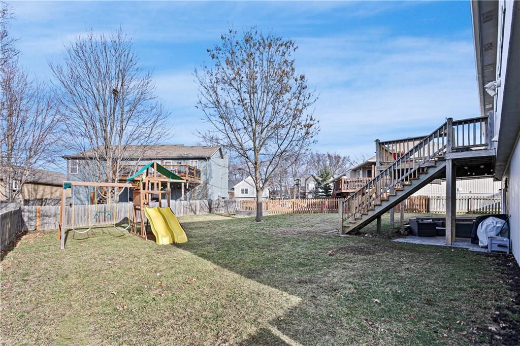 3909 SW Briarwood Drive — photo 35