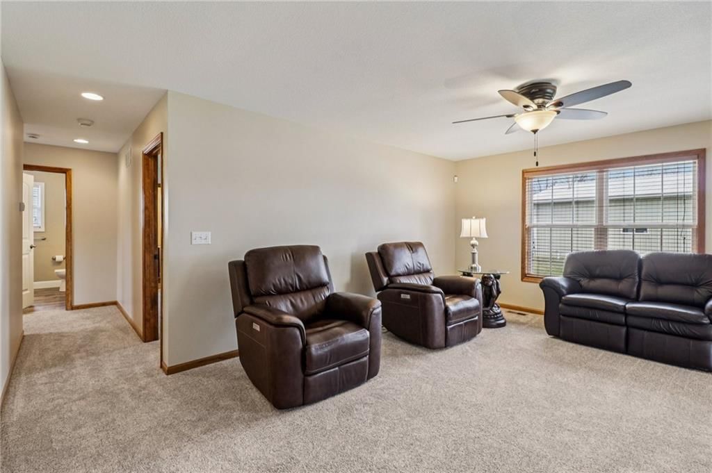 1343 S Delaware Drive — photo 3