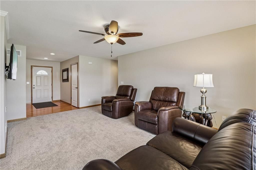 1343 S Delaware Drive — photo 4