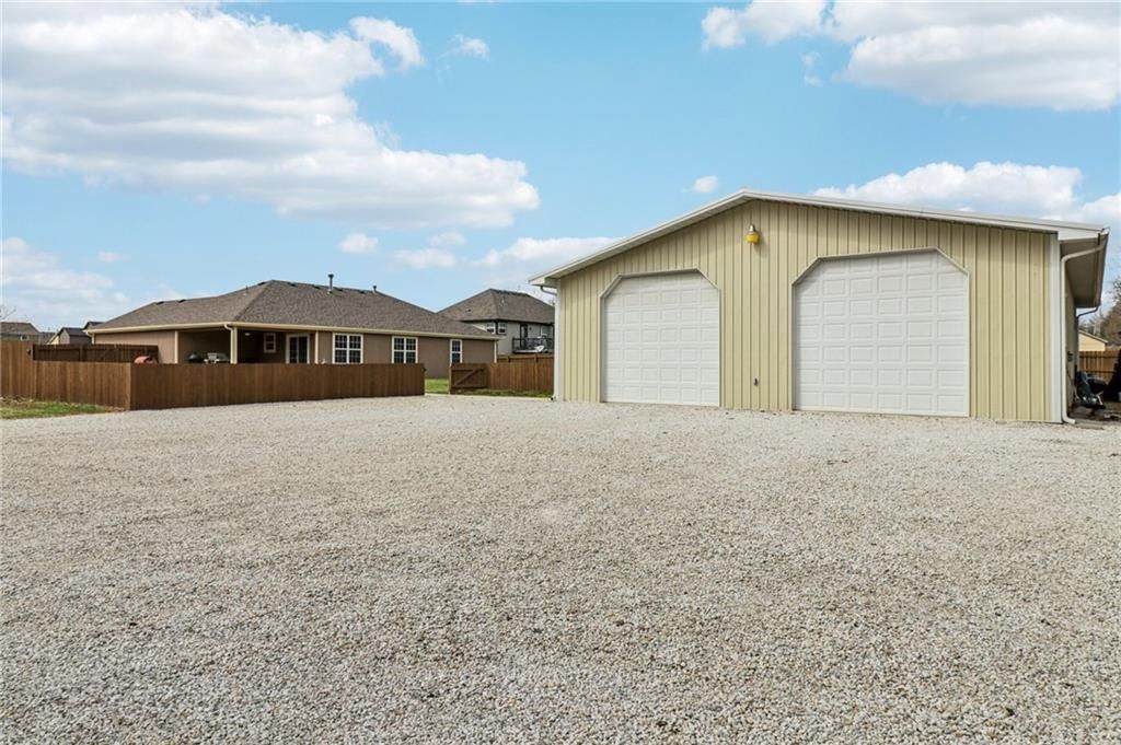 1343 S Delaware Drive — photo 25