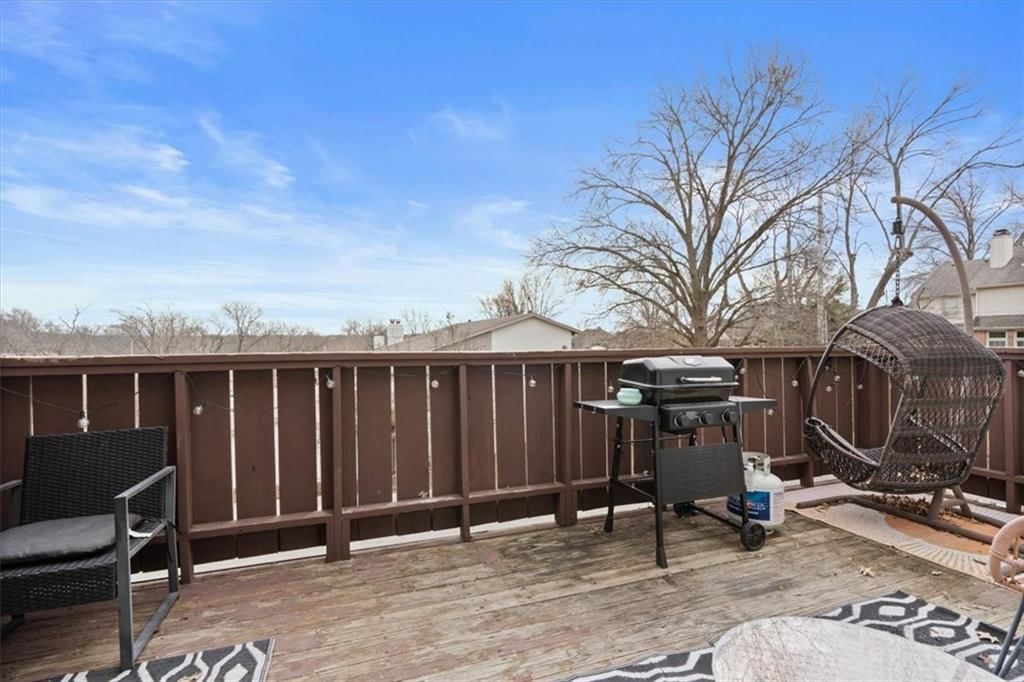 217 Woodbridge Lane — photo 11