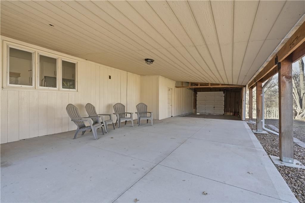 10915 Blue River Road — photo 29