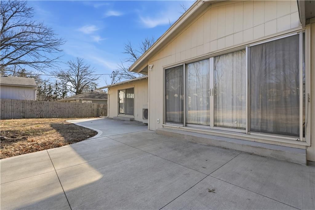 10915 Blue River Road — photo 32