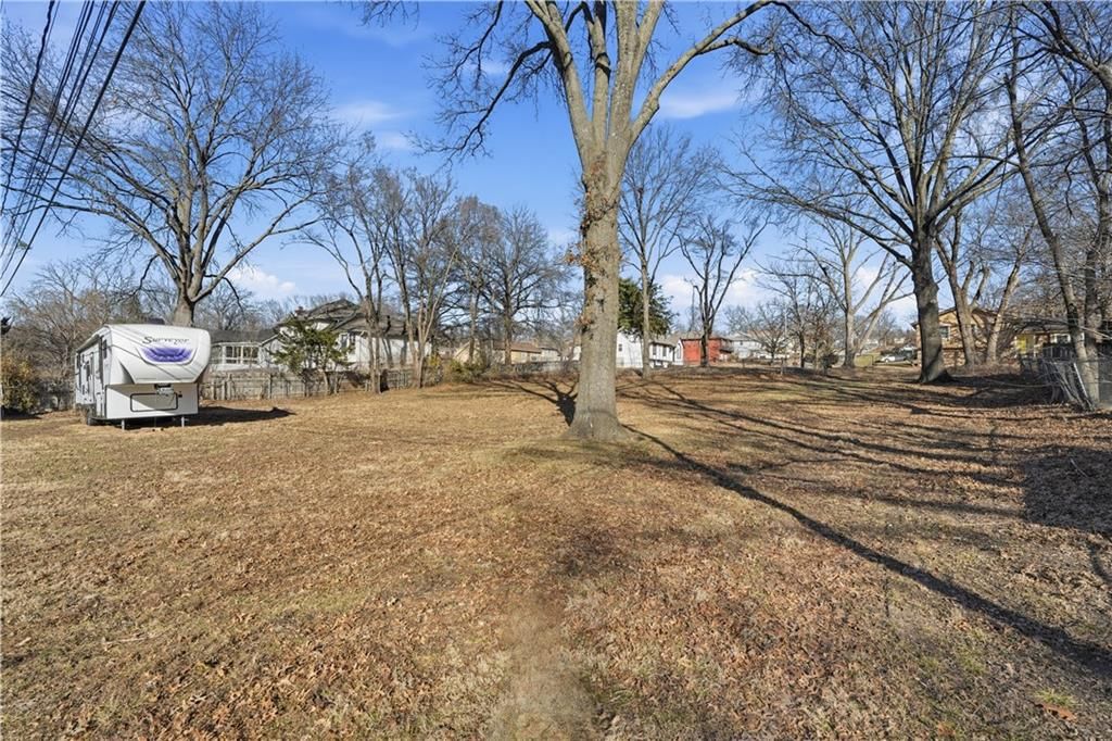 10915 Blue River Road — photo 36