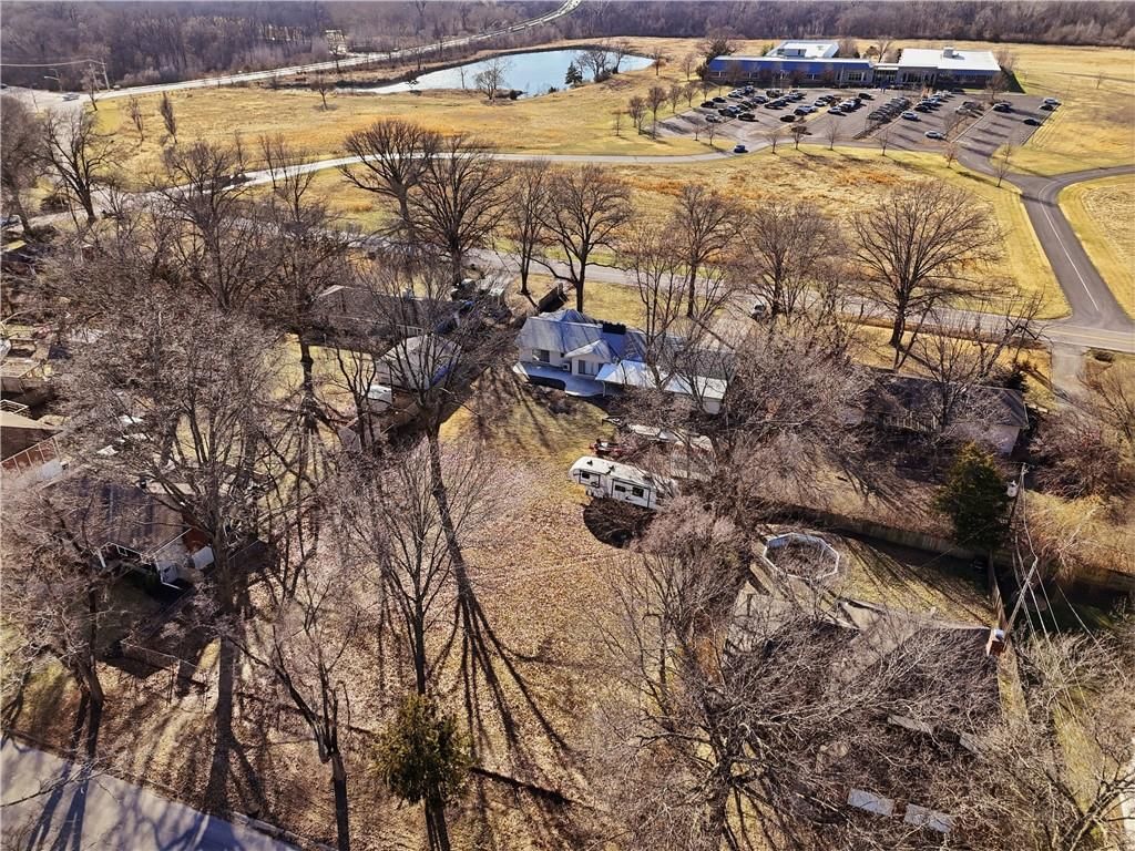 10915 Blue River Road — photo 38