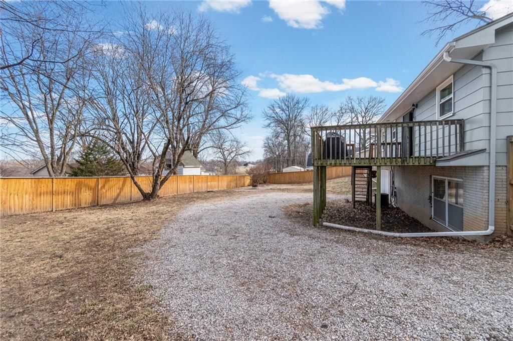 503 Sycamore Drive — photo 28