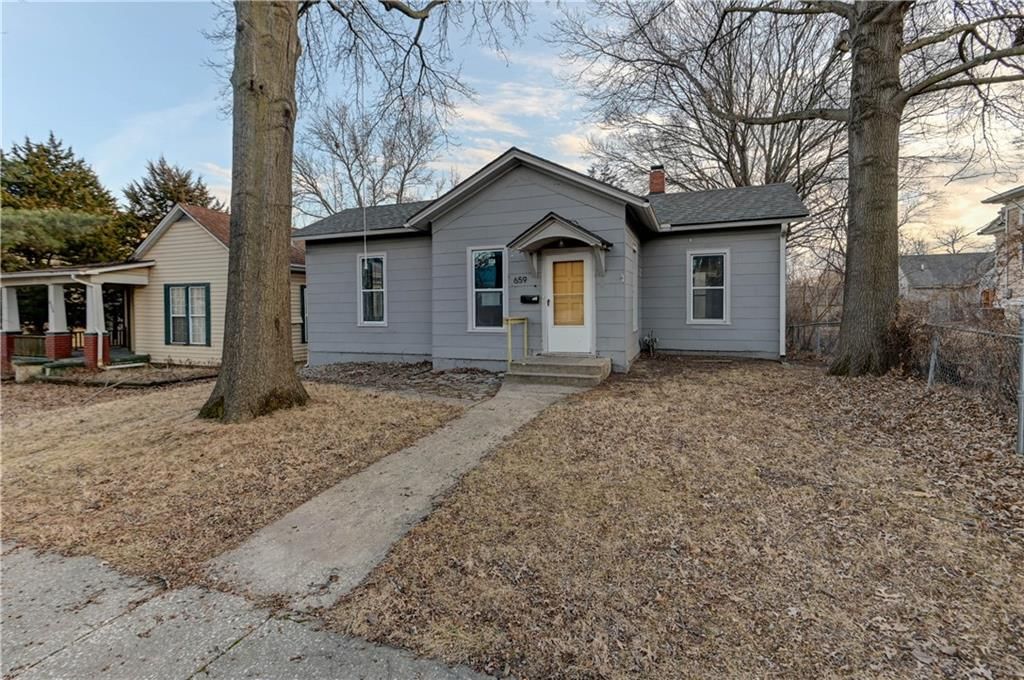 659 Middle Street, Leavenworth, KS