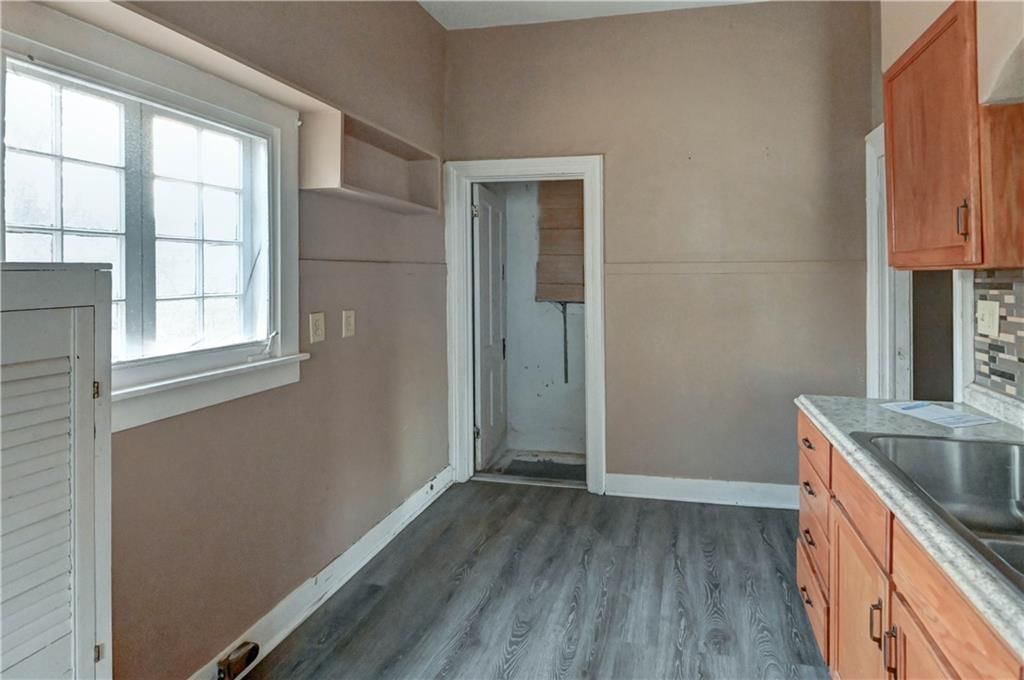 659 Middle Street — photo 7