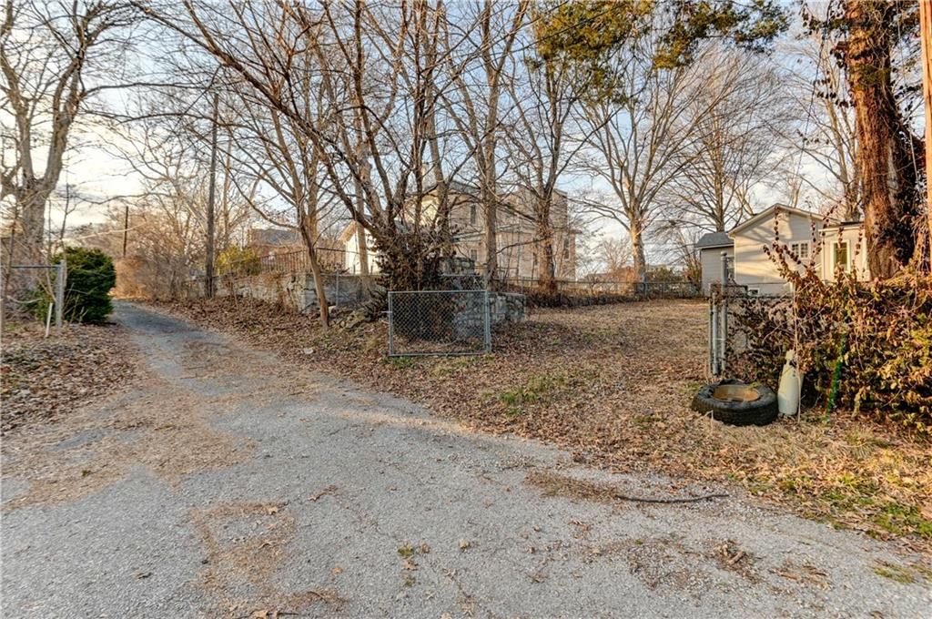 659 Middle Street — photo 31
