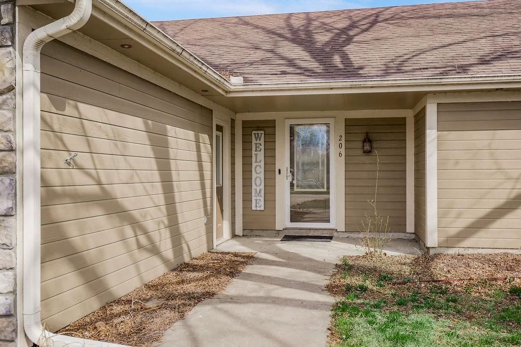 206 Fir Street — photo 4