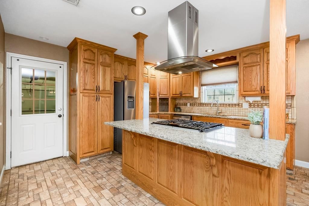 206 Fir Street — photo 9