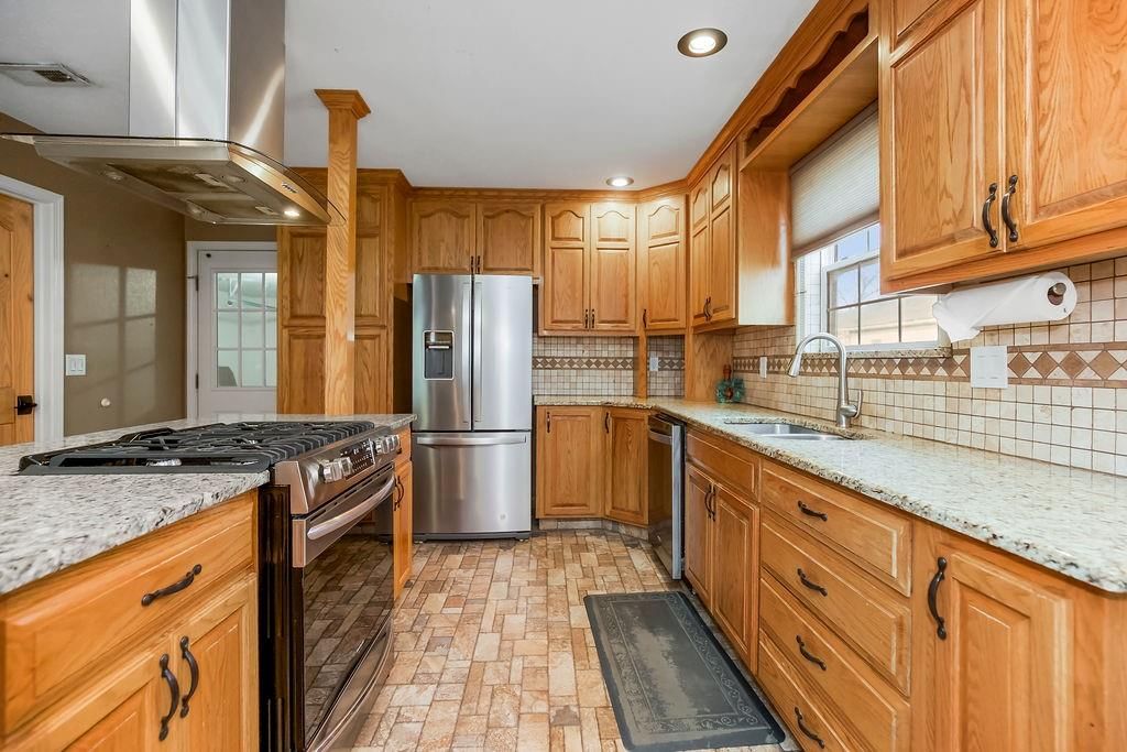 206 Fir Street — photo 10