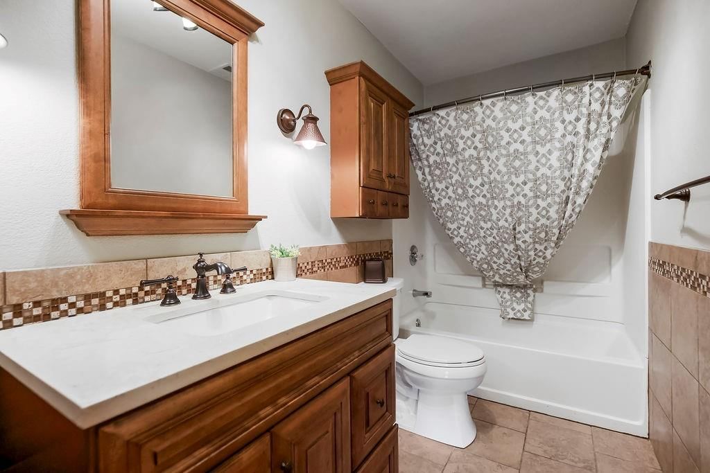 206 Fir Street — photo 16