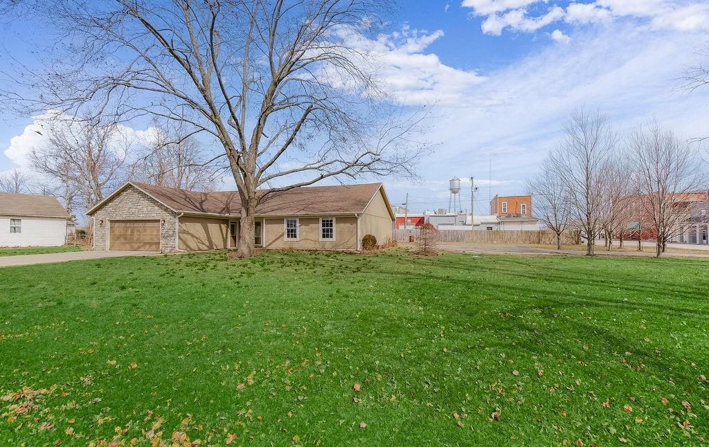 206 Fir Street — photo 30