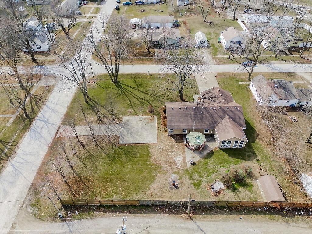 206 Fir Street — photo 33