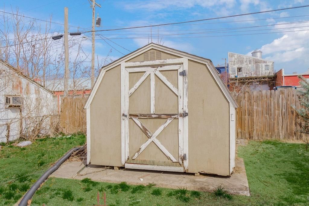 206 Fir Street — photo 35