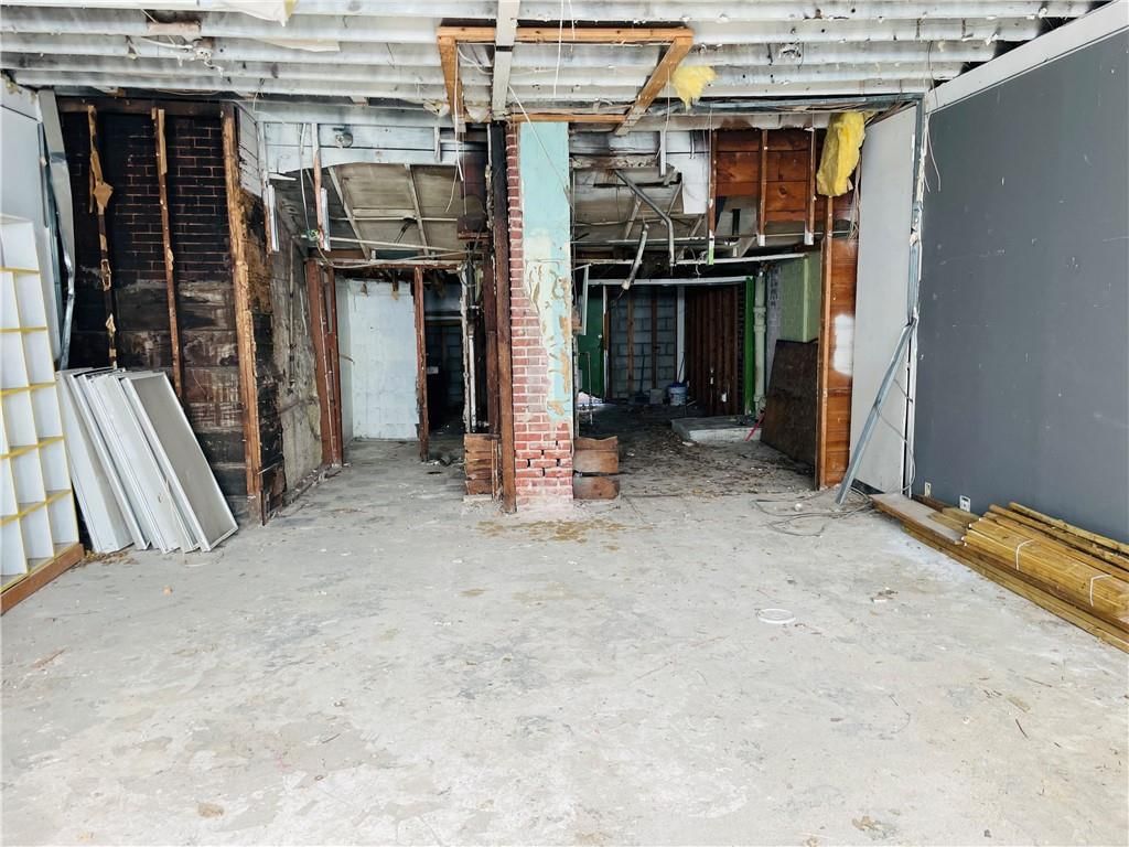 308 E 43rd Street — photo 4