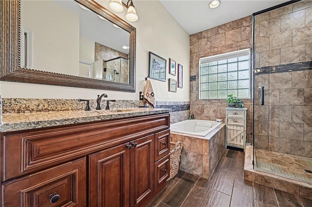 13090 Red Oak Court — photo 16