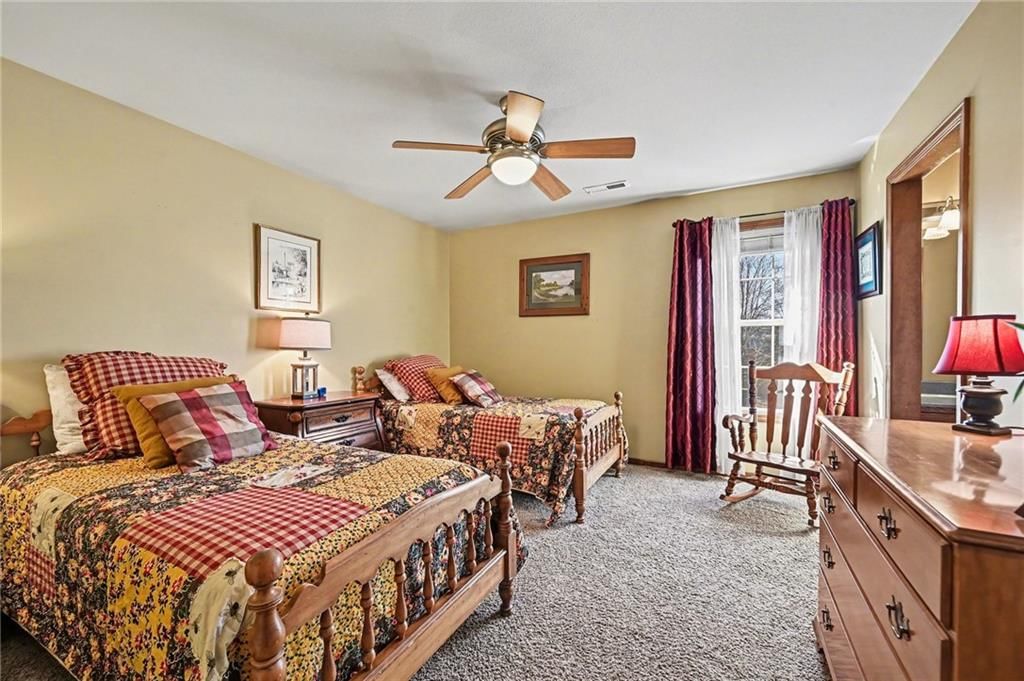 13090 Red Oak Court — photo 20