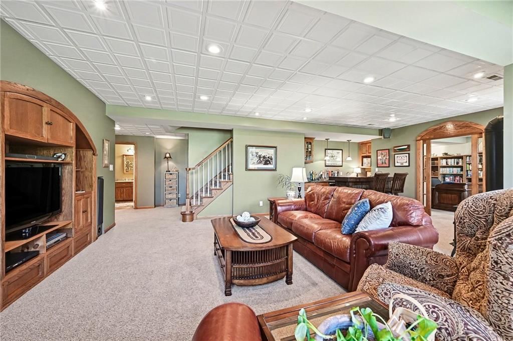 13090 Red Oak Court — photo 27