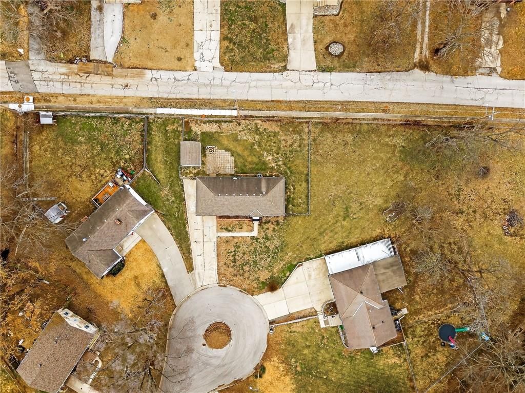 4630 NE 43rd Terrace — photo 30