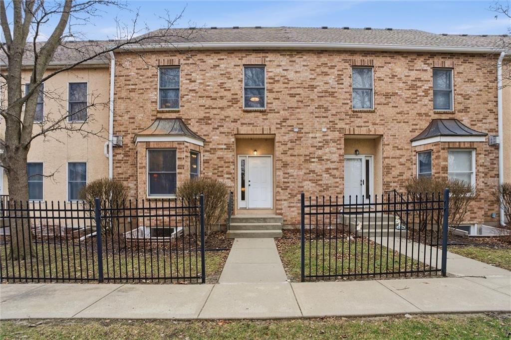 9747 N Lucerne Street, Kansas City, MO