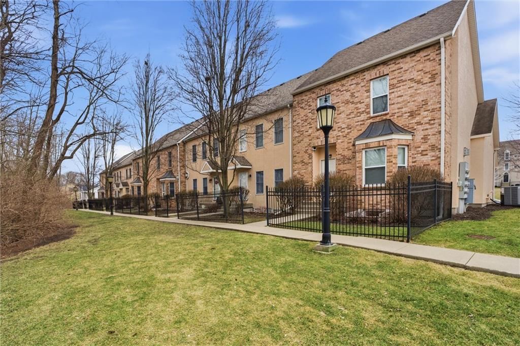9747 N Lucerne Street — photo 4