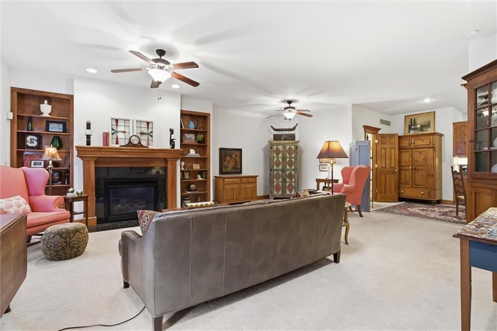 9747 N Lucerne Street — photo 5